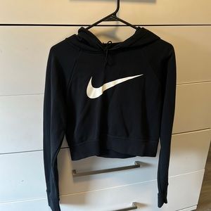 Nike cropped Hoodie Medium EUC black